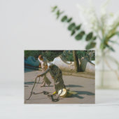 ヴィンテージトルコ – イスタンブールスネークシャーマー ポストカード (スタンド正面)