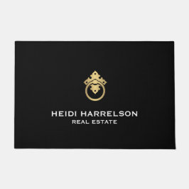 ヴィンテージドアノッカーのロゴ不動産仲介業者金ゴールド/ブラック ドアマット