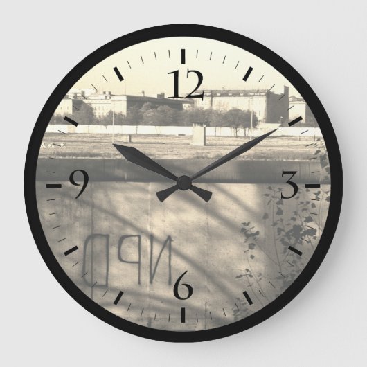 ヴィンテージドイツのベルリンの壁大時計 ラージ壁時計 (正面)
