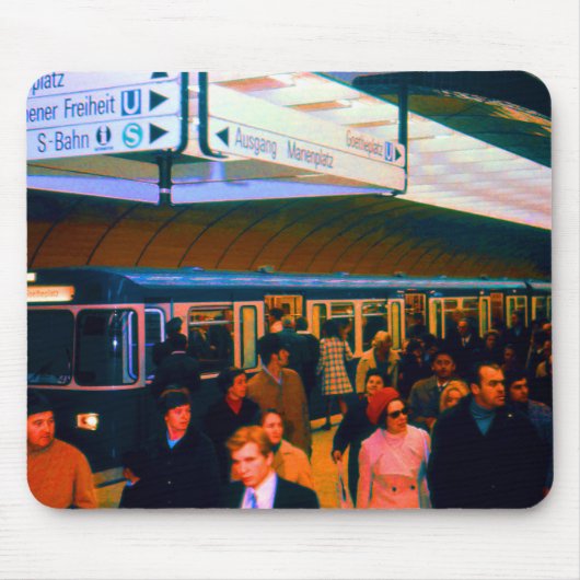 ヴィンテージドイツミュンヘンステーションマリエンプラッツ マウスパッド (正面)