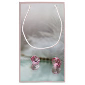 ヴィンテージドレッシングテーブルティール(緑がかった色)ピンクグレー スモールペーパーバッグ (裏面)