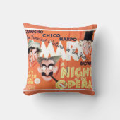 ヴィンテージナイトアットザオペラマルクス兄弟の枕 クッション (正面)