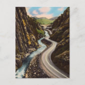 ヴィンテージハイウェイと川を介して山 ポストカード (正面)