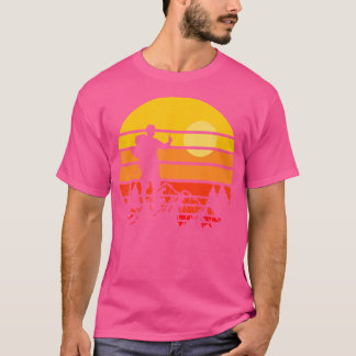ヴィンテージハイカーマウンテンクライマーアウトドアレトロハイキン Tシャツ