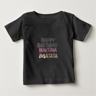 ヴィンテージハッピーバースデーハクナマタパープルインスピア ベビーTシャツ