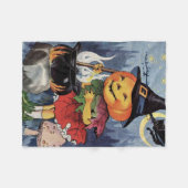 ヴィンテージハロウィン不気味- A Brew フリースブランケット (正面(横))