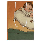 ヴィンテージハロウィーンの子ども飛んでいるこうもり追いかけ ミディアムペーパーバッグ (裏面)