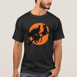 ヴィンテージハロウィ飛んでいるッチと黒猫 Tシャツ