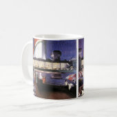 ヴィンテージバケーショントラベル、プールデッキでのクルーズシップ コーヒーマグカップ (正面左)