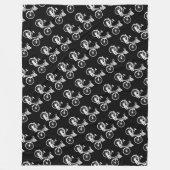 ヴィンテージバスケット白黒パターン フリースブランケット (正面)