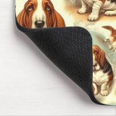 ヴィンテージバスセットハウンドシームレスイラストレーション マウスパッド (コーナー)