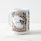 ヴィンテージバタフライフレームモノグラム コーヒーマグカップ (正面左)