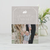 ヴィンテージバニーイースターフォトカード – グレー 招待状 (スタンド正面)