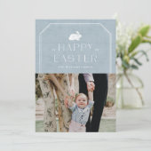 ヴィンテージバニーイースターフォトカード – 青 招待状 (スタンド正面)