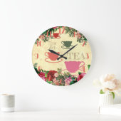 ヴィンテージバラの花のお茶パーソナライズされた入れ ラージ壁時計 (ホーム)