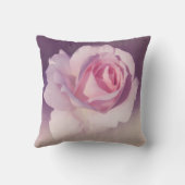 ヴィンテージバラフラワーピンクパープルデザイン クッション (裏面)