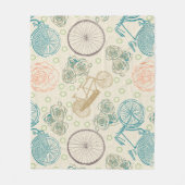 ヴィンテージバラ模様 フリースブランケット (正面)