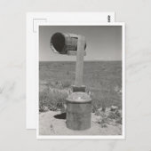 ヴィンテージバレルとバケツの農村部アイダホのメールボックス ポストカード (正面/裏面)