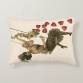 ヴィンテージバレンタインデービクトリアンレディーオンアスイング アクセントクッション (正面)