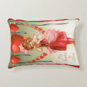 ヴィンテージバレンタインデービクトリアン、ハート付き女の子 アクセントクッション (正面)