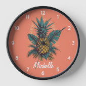ヴィンテージパイナップルサマーバケーションパーソナライズされた 壁時計 (正面)