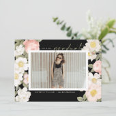 ヴィンテージパステルフラワーズブラックフォト卒業 案内状 (スタンド正面)