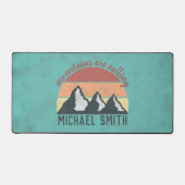 ヴィンテージパステル山脈はモノグラムを呼び出している デスクマット (正面)