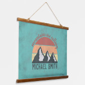 ヴィンテージパステル山脈はモノグラムを呼び出している 吊り下げ型タペストリー (傾斜あり)