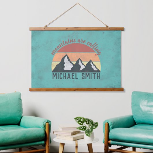 ヴィンテージパステル山脈はモノグラムを呼び出している 吊り下げ型タペストリー (リビング)