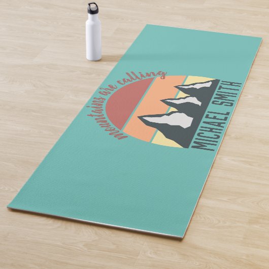 ヴィンテージパステル山脈はモノグラムスカイを呼び出している ヨガマット (インサイチュ)