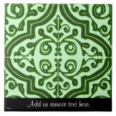 ヴィンテージパターン(の模様が)あるクローバー(緑) タイル (正面)