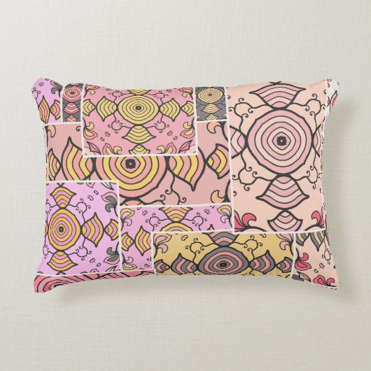 ヴィンテージパッチワークキルトパターン。ヴィンテージデコレティヴ アクセントクッション (正面)