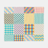 ヴィンテージパッチワーク:テキスタイルのシームレスな背景 フリースブランケット (正面(横))