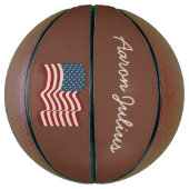 ヴィンテージパーソナライズされたアメリカ国旗のバスケットボール バスケットボール (縦)