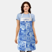ヴィンテージパーソナライズされたブルーとホワイトのジャポネズリー エプロン (着用した状態)