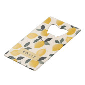 ヴィンテージパーソナライズされたレモンと緑の離れ クレジットカード栓抜き (正面アングル)