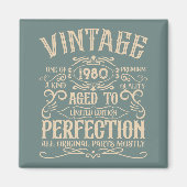 ヴィンテージパーソナライズされた誕生日ウイスキーのラベルのテーマ マグネット (正面)