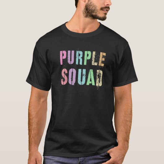 ヴィンテージパープルスクワッドウォーゲーム受賞者衣服チームCo Tシャツ (正面)