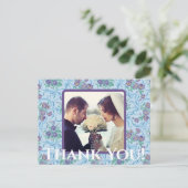 ヴィンテージパープルパンジーリボンライトブルー ポストカード (スタンド正面)