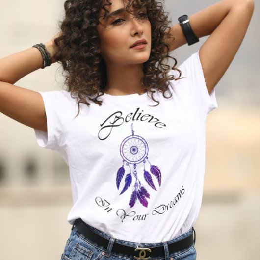 ヴィンテージパープル信じフェザーの夢 Tシャツ