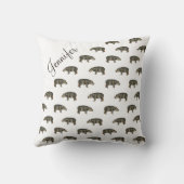 ヴィンテージヒッポパターン名前をカスタムする クッション (裏面)