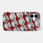 ヴィンテージビクセン黒さくらんぼレッドヴィンテージブロックサード iPhone 16ケース (裏面横)