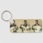 ヴィンテージビクトリアンの父の日、三つ子だ! キーホルダー (裏面)