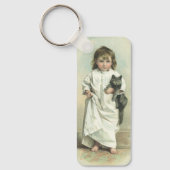 ヴィンテージビクトリアンの猫とナイトガウンを着た少女 キーホルダー (正面)