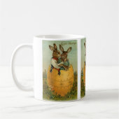 ヴィンテージビクトリアンの金ゴールド卵の復活祭 コーヒーマグカップ (左)