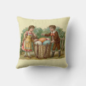 ヴィンテージビクトリアンイースターイラストレーション クッション (裏面)
