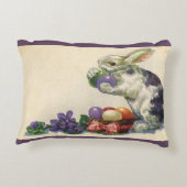 ヴィンテージビクトリアンイースターバニー、花と卵 アクセントクッション (裏面)