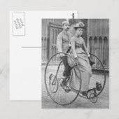 ヴィンテージビクトリアンカップルのタンデム自転車ポストカー ポストカード (正面/裏面)