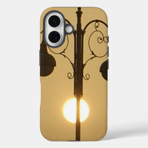 ヴィンテージビクトリアンサンセット通りlight.png iPhone 16ケース