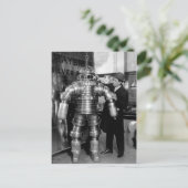 ヴィンテージビクトリアンダイビングスーツ ポストカード (スタンド正面)